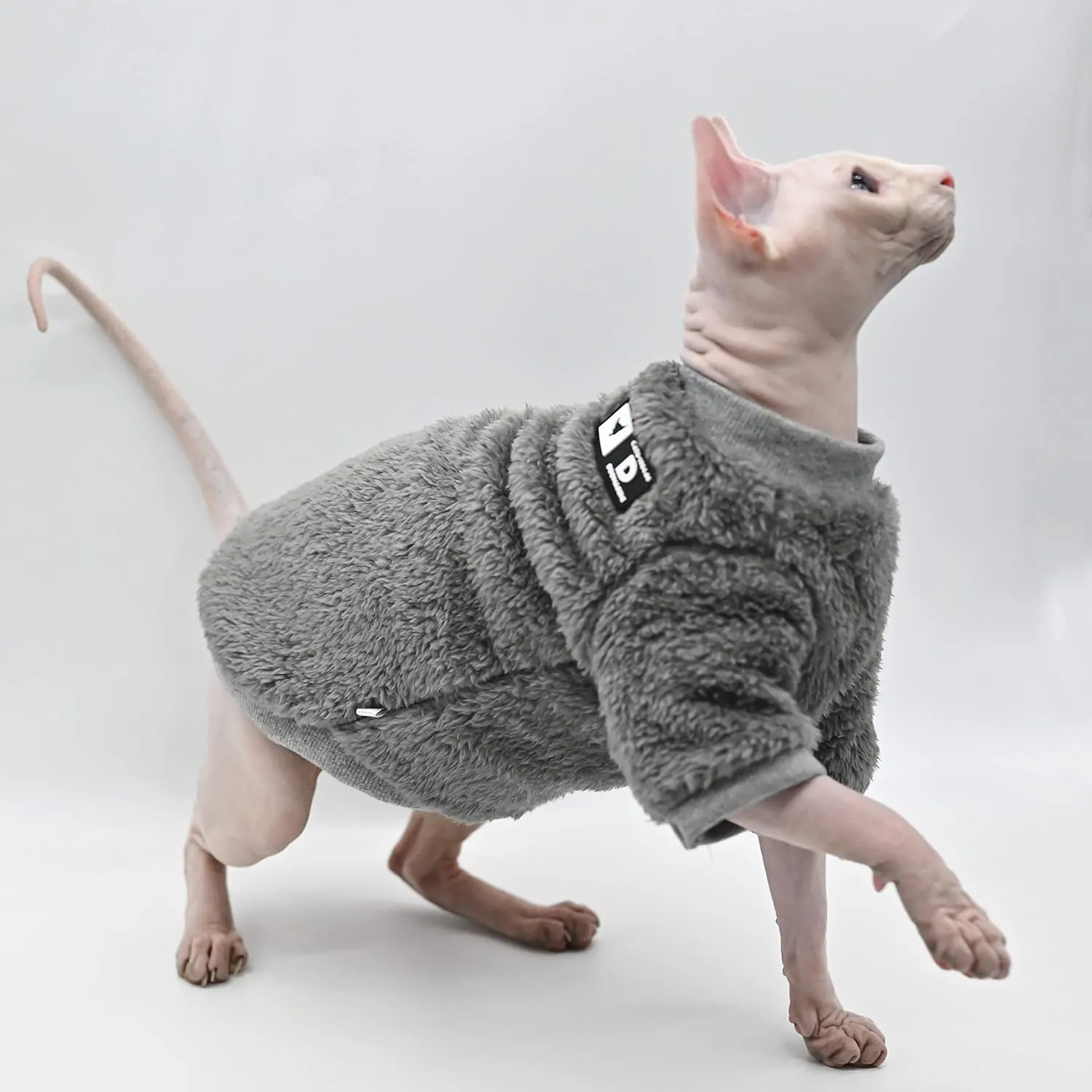 Warm Pet Sweater Sphynx Cat Clothes Fashion Soft Cat Apparel Comfort Thickened Winter Sphinx Hairless Cat Clothes (L)