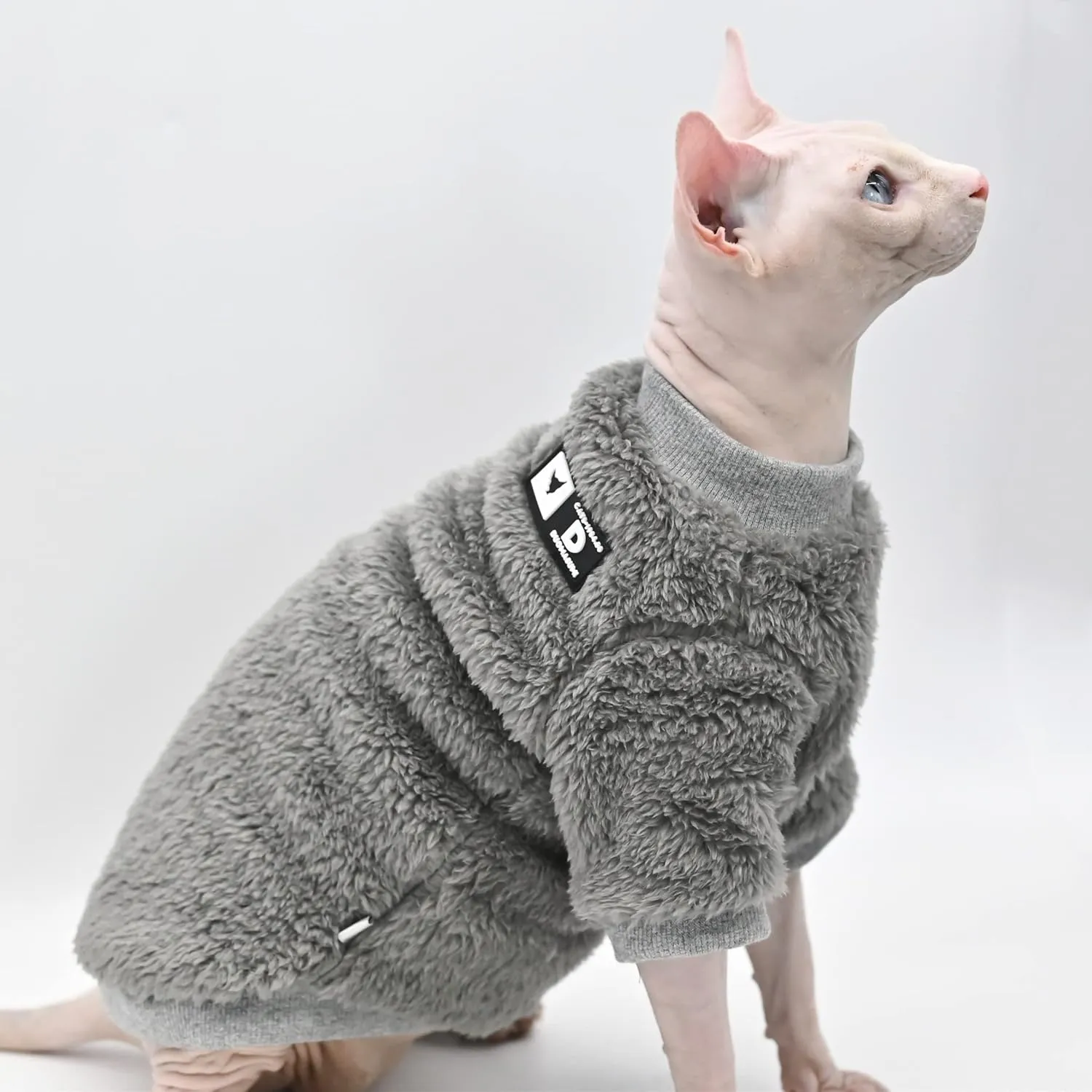 Warm Pet Sweater Sphynx Cat Clothes Fashion Soft Cat Apparel Comfort Thickened Winter Sphinx Hairless Cat Clothes (L)